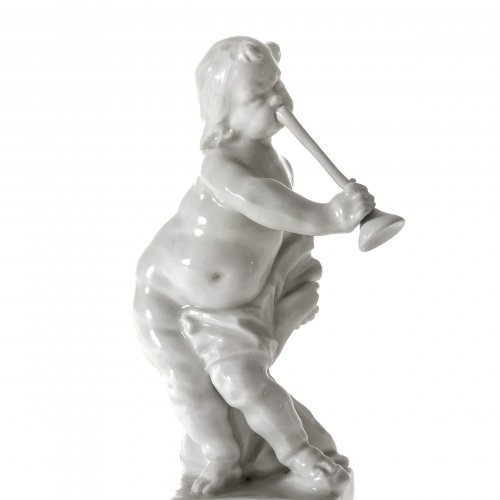 Putto mit Trompete. Nymphenburg, um 1780. Modell Franz Anton Bustelli. H. 10 cm.