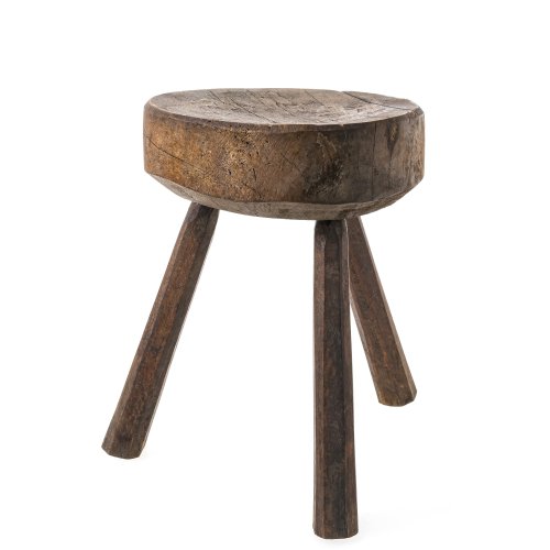 Dreibeinschemel. H. 29 cm.