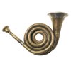 Kleines Horn. 19. Jh. Kleines Horn mit Mundstück, Messing. Rep., besch.,  teilweise mit Dellen. L. 22 cm.