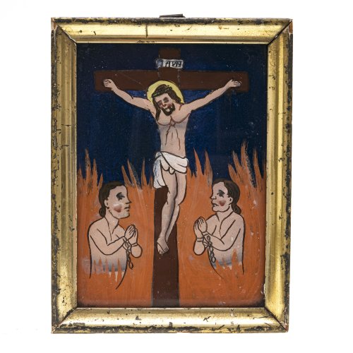 Hinterglasbild. Bayern, 20. Jh. Christus am Kreuz, flankiert von zwei armen Seelen im Fegefeuer. Tempera/Glas. 17 x 13 cm.