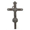 Vortragekreuz. Messing, gegossen und Messingblech. Mit Corpus Christi. Besch. H. 52,5 cm.