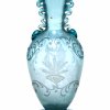 Vase. Türkisblaues Glas. Figürlicher Dekor, aufgeschmolzene Zierbänder. Italien, 19. Jh. H. 20 cm.