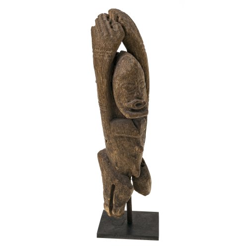 Kultfigur-Fragment. Westafrika. Holz. H. 24 cm. Verwitterungsspuren.