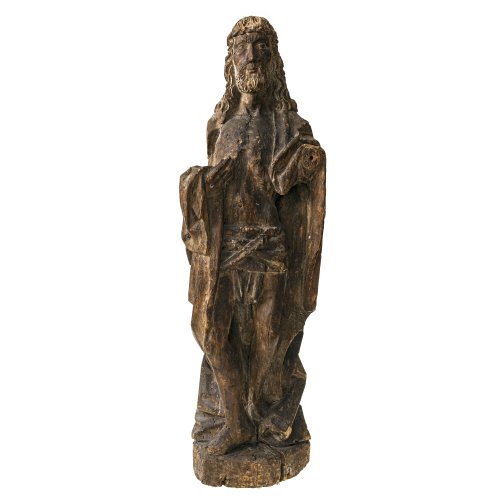 Christusfigur - Ecce homo.  Holz, Verwitterungsspuren, eine Hand fehlt. H. 77 cm.