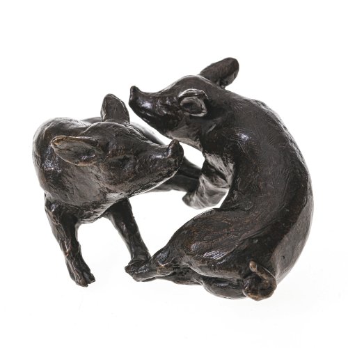 Arentz, Kurt. Zwei spielende Schwein'chen. Bronze.  15 x 6,5 cm. Sign.