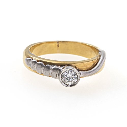 Ring mit Brillantbesatz. Gold, Details in WG. Fassung best.