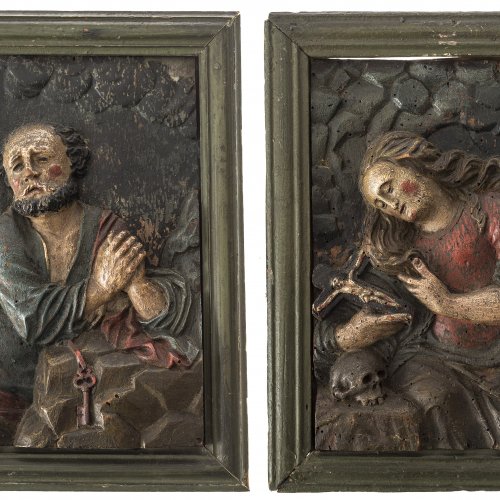 Zwei Reliefs. Hl. Petrus bzw. hl. Maria Magdalena. Süddeutsch, 17. Jh. Je 21 x 15 cm.