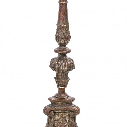 Altarleuchter. Süddeutsch, 18. Jh. Als Stehlampe. H. 84 cm. Ges. Höhe 140 cm. Best.