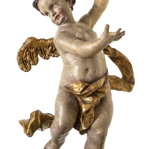 Engel, schwebend, mit Weintraube, Holz, Inkarnat- und Goldfassung, Österreich/Steiermark, um 1740, H. 72 cm.