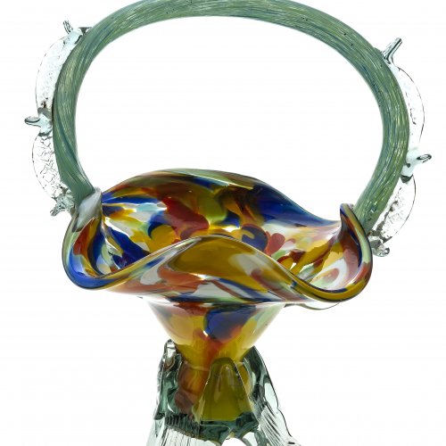 Fronleichnamskorb, farbloses Glas, farbige Einschmelzungen, Bayerischer Wald, H. 32 cm.