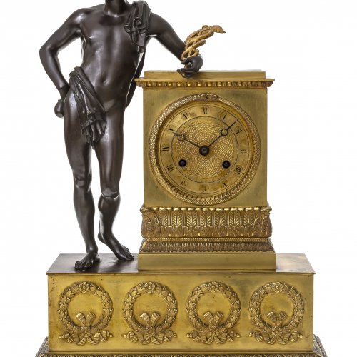 Pendule mit Merkur, Bronze, feuervergoldet, Frankreich, 19. Jh., H. 50 cm.