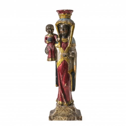 Gnadenmadonna von Altötting. Oberammergau, 18. Jh. Holz, Farbfassung. Best., Szepter fehlt. H. 24 cm.