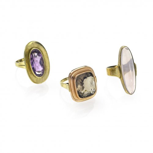 Drei Ringe. Amethyst-, Rauchquarz- und Mondsteinbesatz.